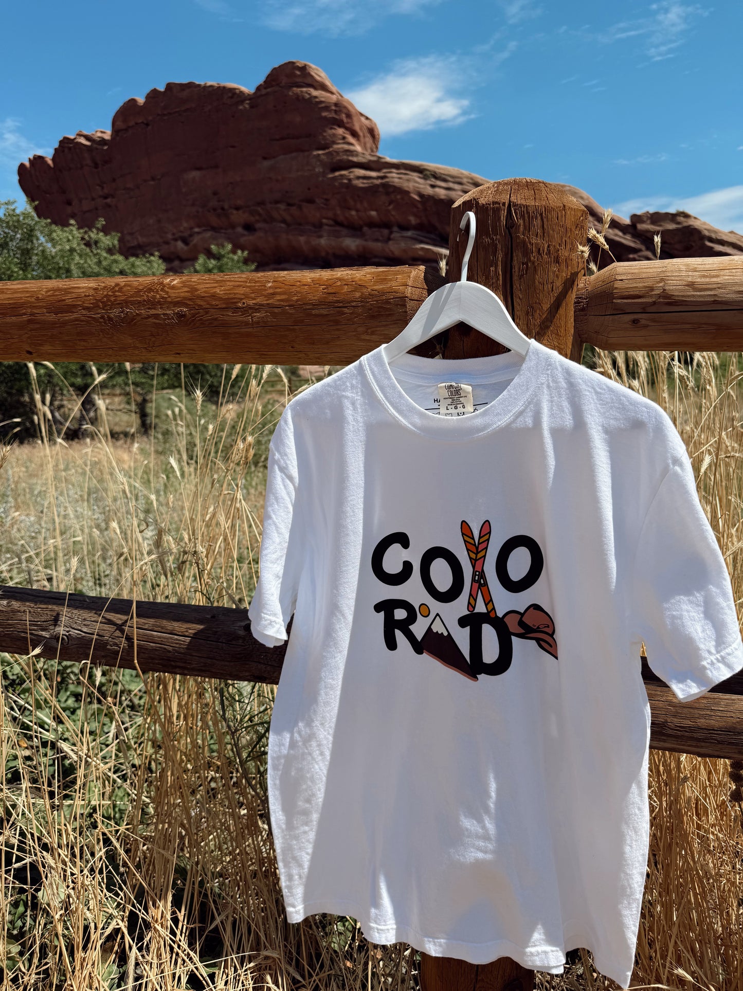 PRE-ORDER (!) Colorado Icons Tee