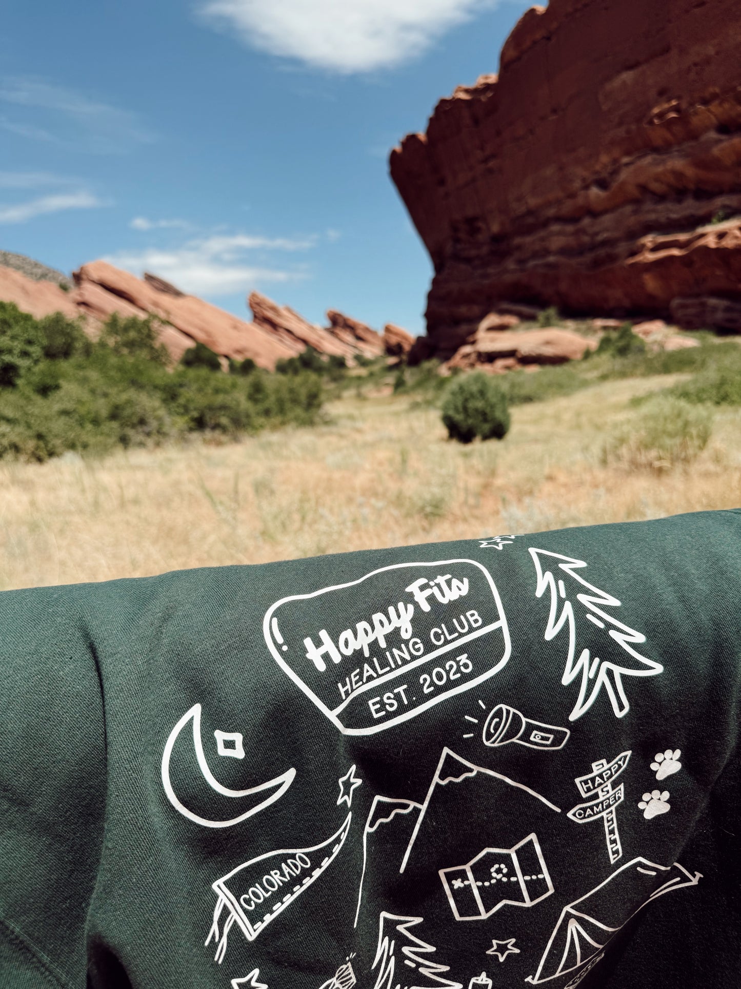 PRE-ORDER (!) Happy Fits Healing Club Crew